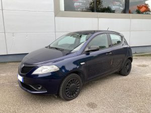 Lancia Ypsilon 1.2 69 CV 5p. Elefantino Blu